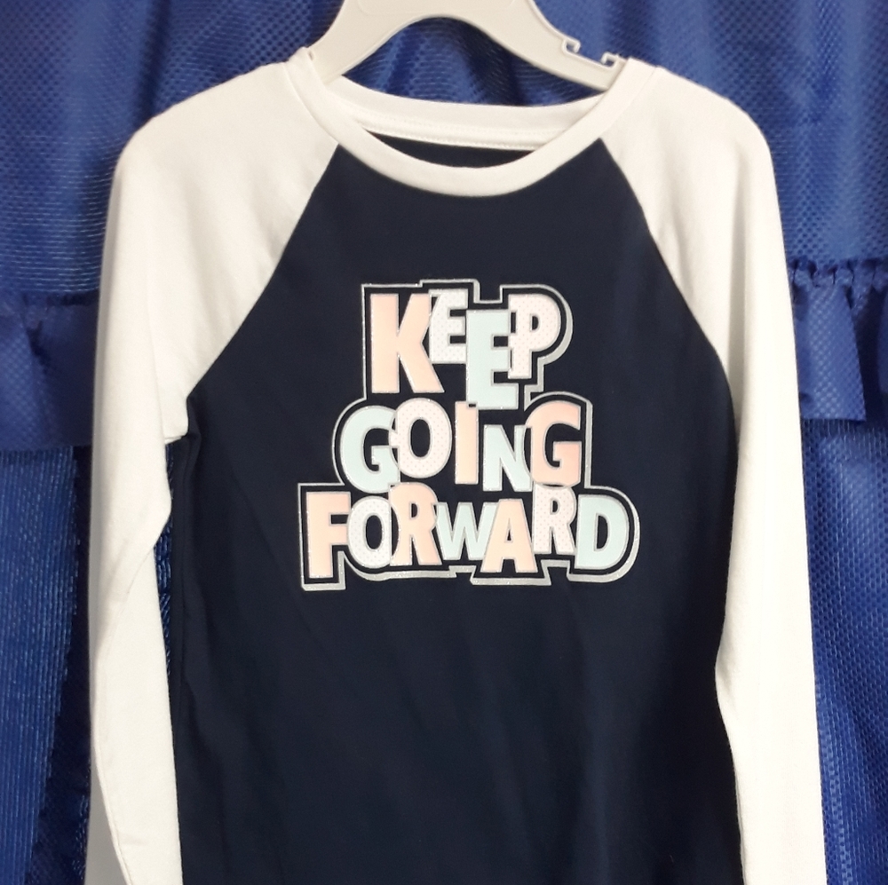 Girl long sleeved shirt